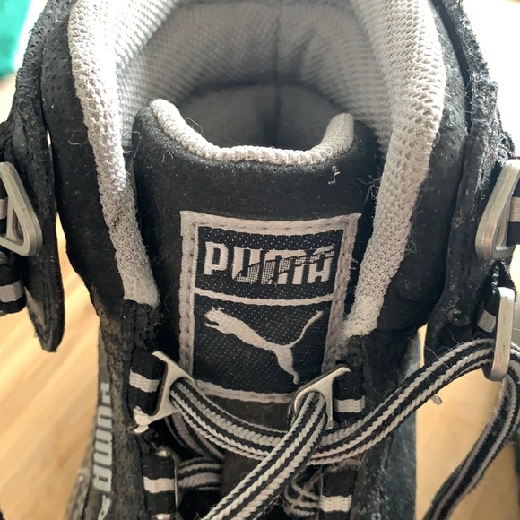 Puma sneakers size 6 or 36 - Picture 3 of 3